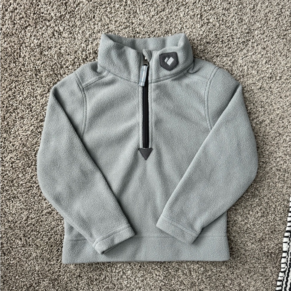 Obermeyer 3/4 zip fleece pullover - excellent used condition